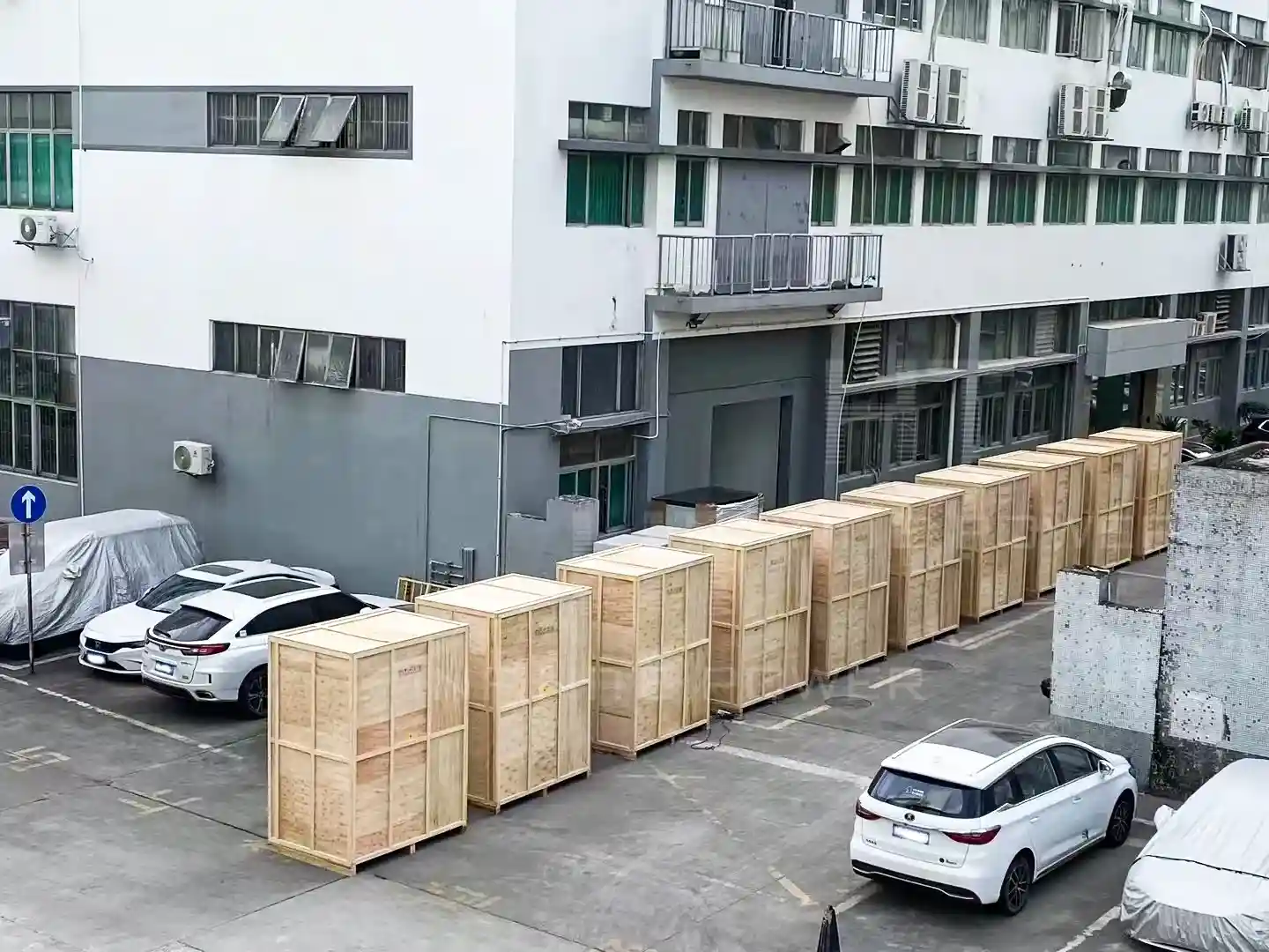 HT Industrial Commercial 215 KWH Battery Storage Delivery site